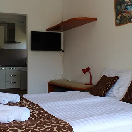 Nadia Apartman *